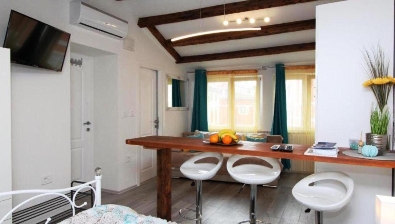 Monte B. Exclusive Apartment Rovinj Bagian luar foto