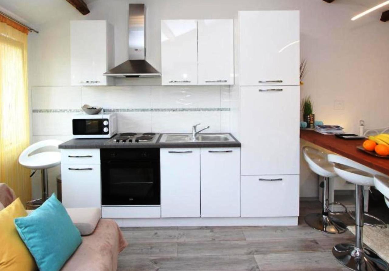 Monte B. Exclusive Apartment Rovinj Bagian luar foto