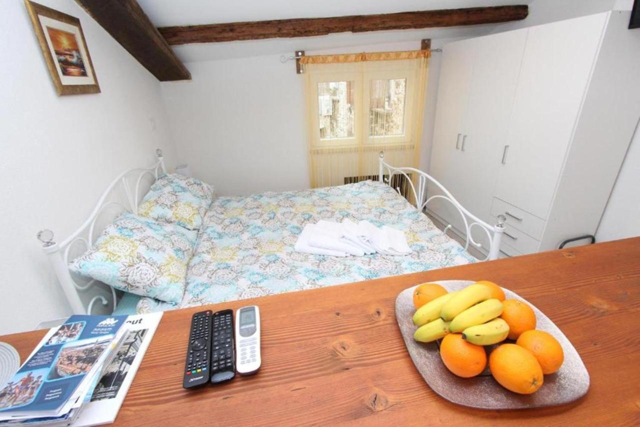 Monte B. Exclusive Apartment Rovinj Bagian luar foto