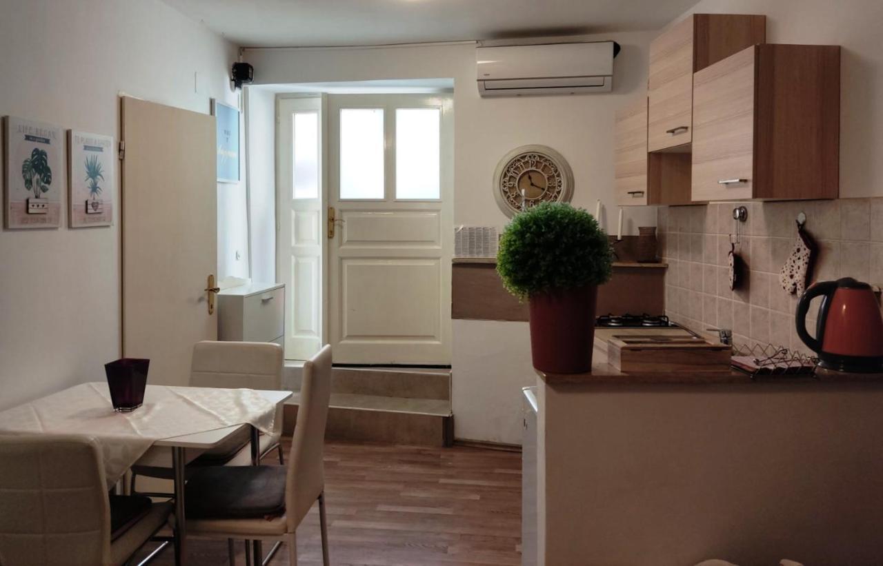 Monte B. Exclusive Apartment Rovinj Bagian luar foto