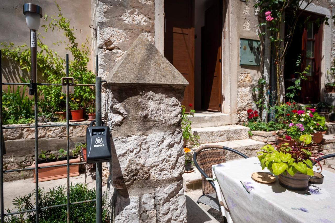 Monte B. Exclusive Apartment Rovinj Bagian luar foto